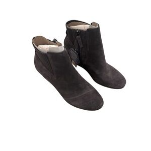 NWT TOMS Sadie Wedge Booties in Pavement Grey Suede size 9